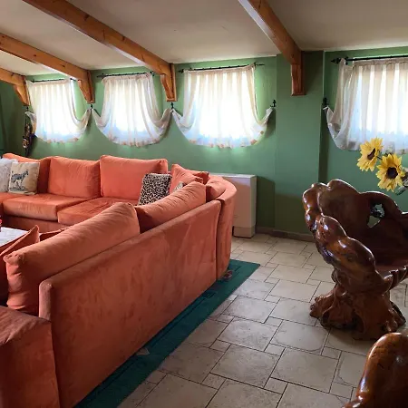 Tirana Apartment B&B Daire